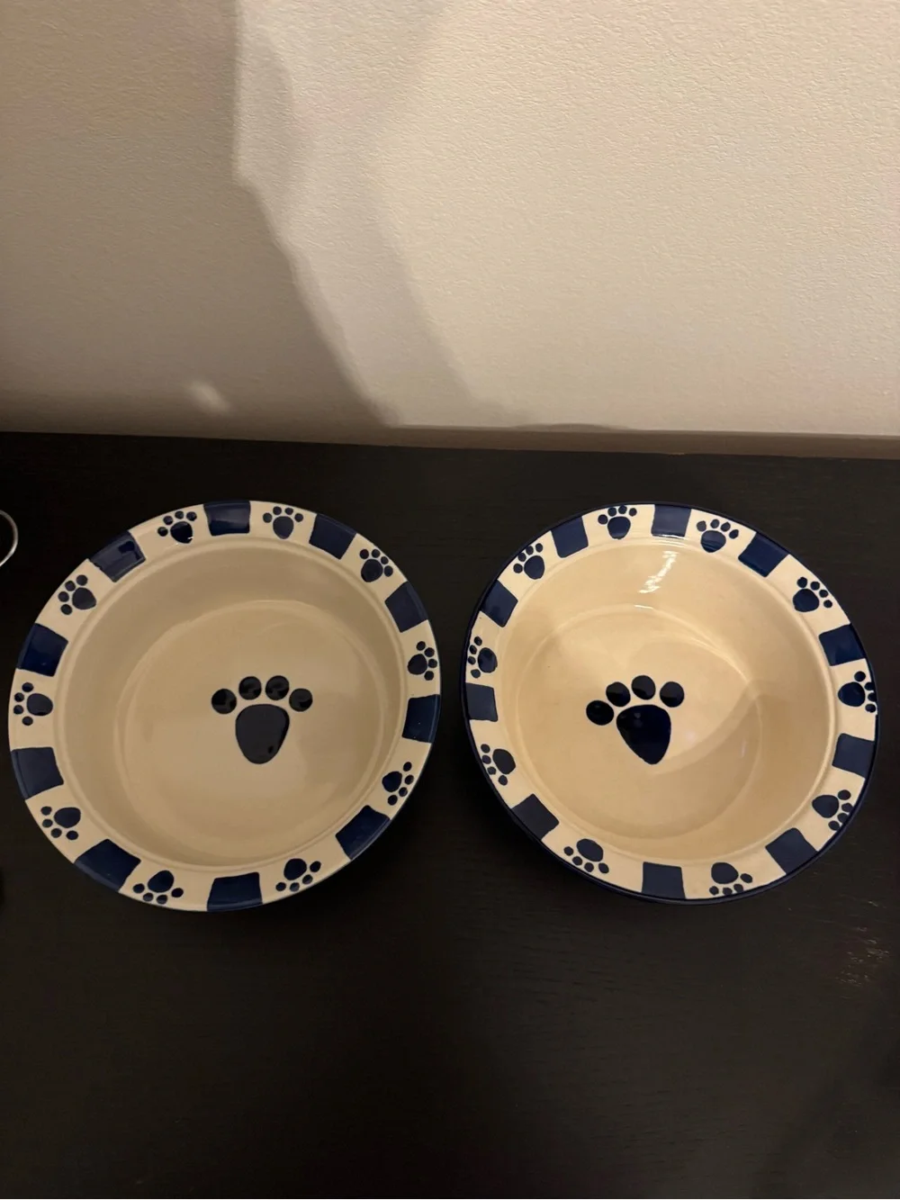 Vtg Petrageous Stoneware Pet Bowls Set 2 Navy Blue Cream Paw Print Dog Dishes